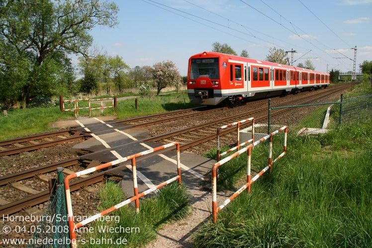 S-Bahn zwischen Neukloster und Horneburg