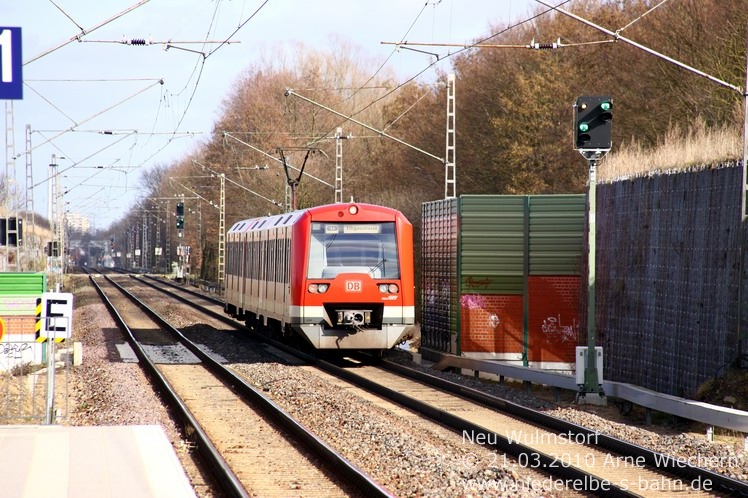 21. Mrz 2010: S-Bahn verlsst Neu Wulmstorf