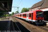 Zge 4111 und 4106 stehen in Stade, Gleis 1